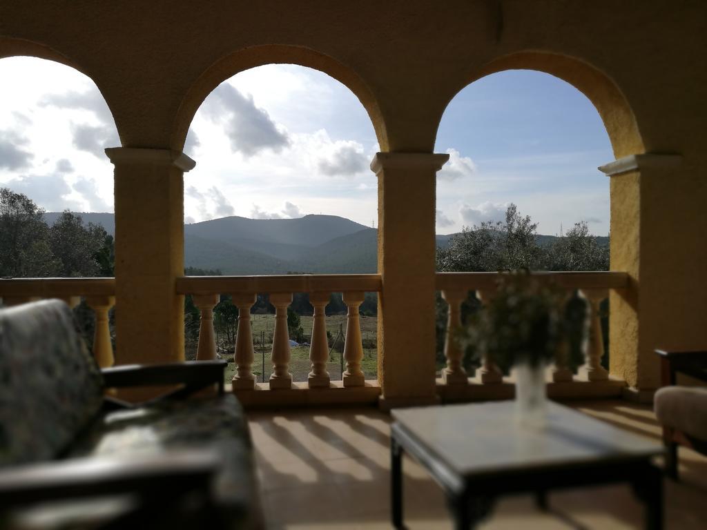 Olesa de Bonesvalls Maset Del Garraf旅馆 外观 照片